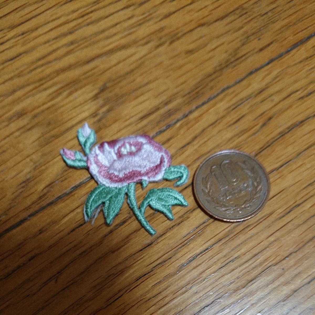 花 アイロンワッペン 刺繍ワッペン