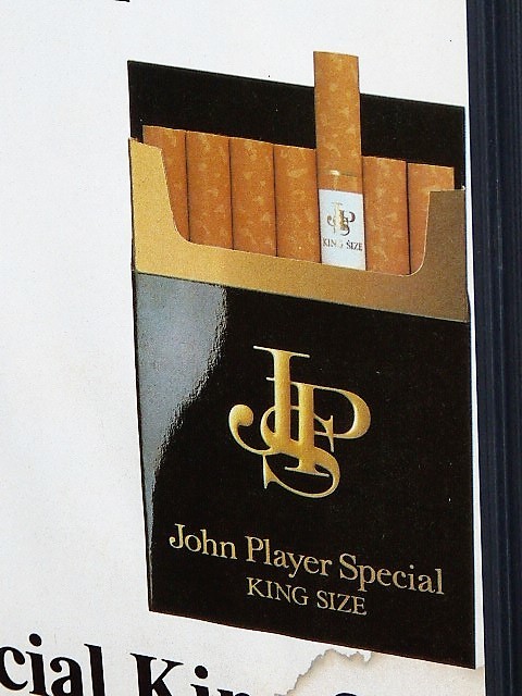 1981年 USA 80s vintage 洋書雑誌広告 額装品 John Player Special JPS / 検索用 店舗 ガレージ ディスプレイ 看板 装飾 サイン (A4size)の画像4