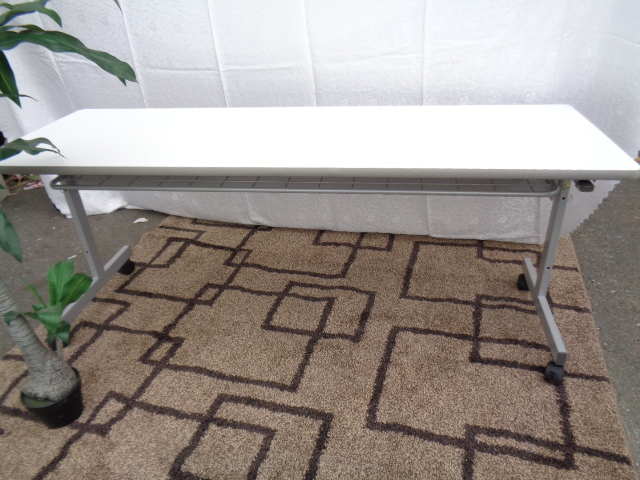 【史上最も激安】 オフィス家具　折畳式会議用テーブル　W180　中古品 折り畳み