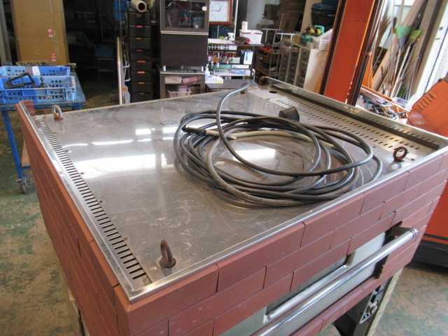 101801北沢産業大型ピザオーブン 三相200v KSEP-1241BB1 レンガ 101801北沢産業大型ピザオーブン 三相200v KSEP-1241BB1 レンガ