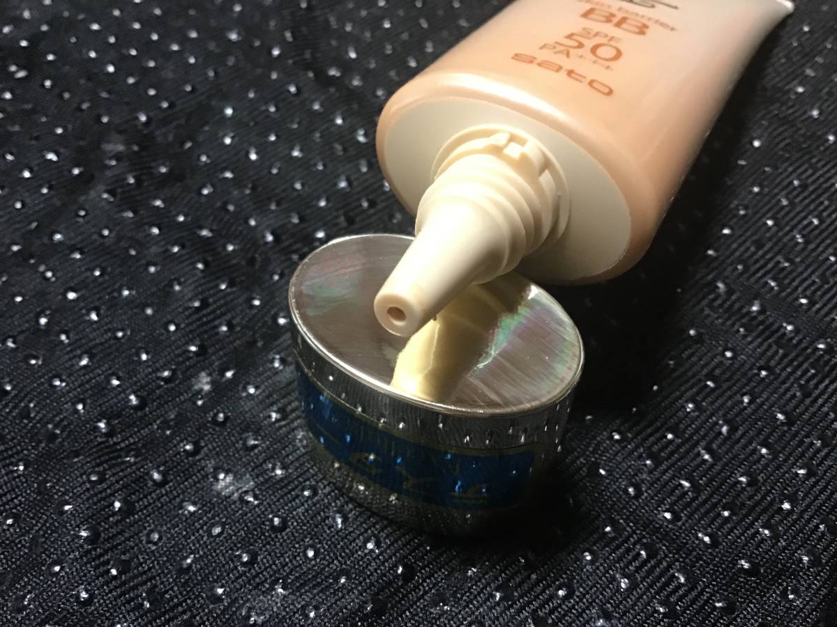 sato Excel -las gold burr aBB 01 Akira ..~ nature .. color day middle for protection beauty care liquid makeup base almost unused postage 140 jpy from prompt decision first come, first served 