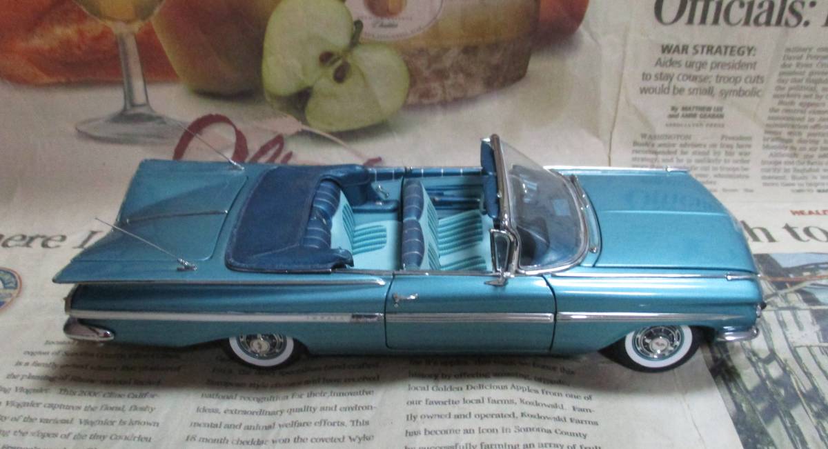 * super-rare out of print * Dan Bally mint *1/24*1959 Chevrolet Impala Convertible Crown sapphire 