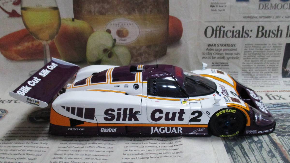 * очень редкий распроданный *EXOTO*1/18*1988 Jaguar XJR-9 LM #2 Silk Cut 1988 Le Mans 24h