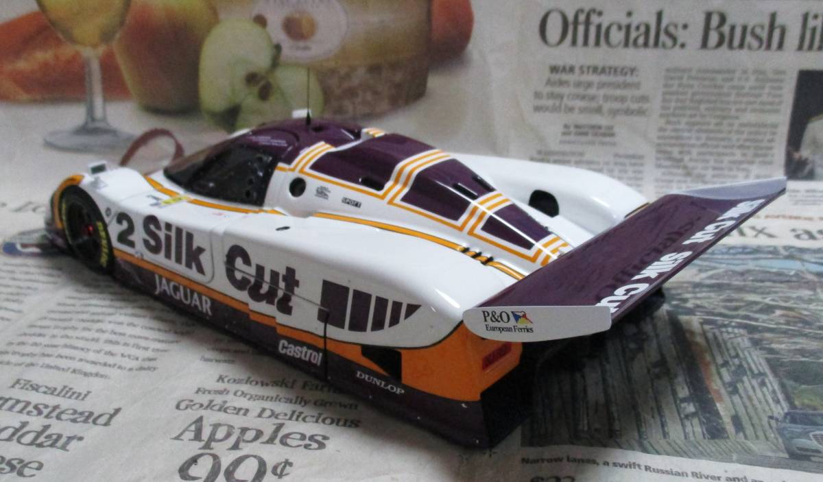 * очень редкий распроданный *EXOTO*1/18*1988 Jaguar XJR-9 LM #2 Silk Cut 1988 Le Mans 24h