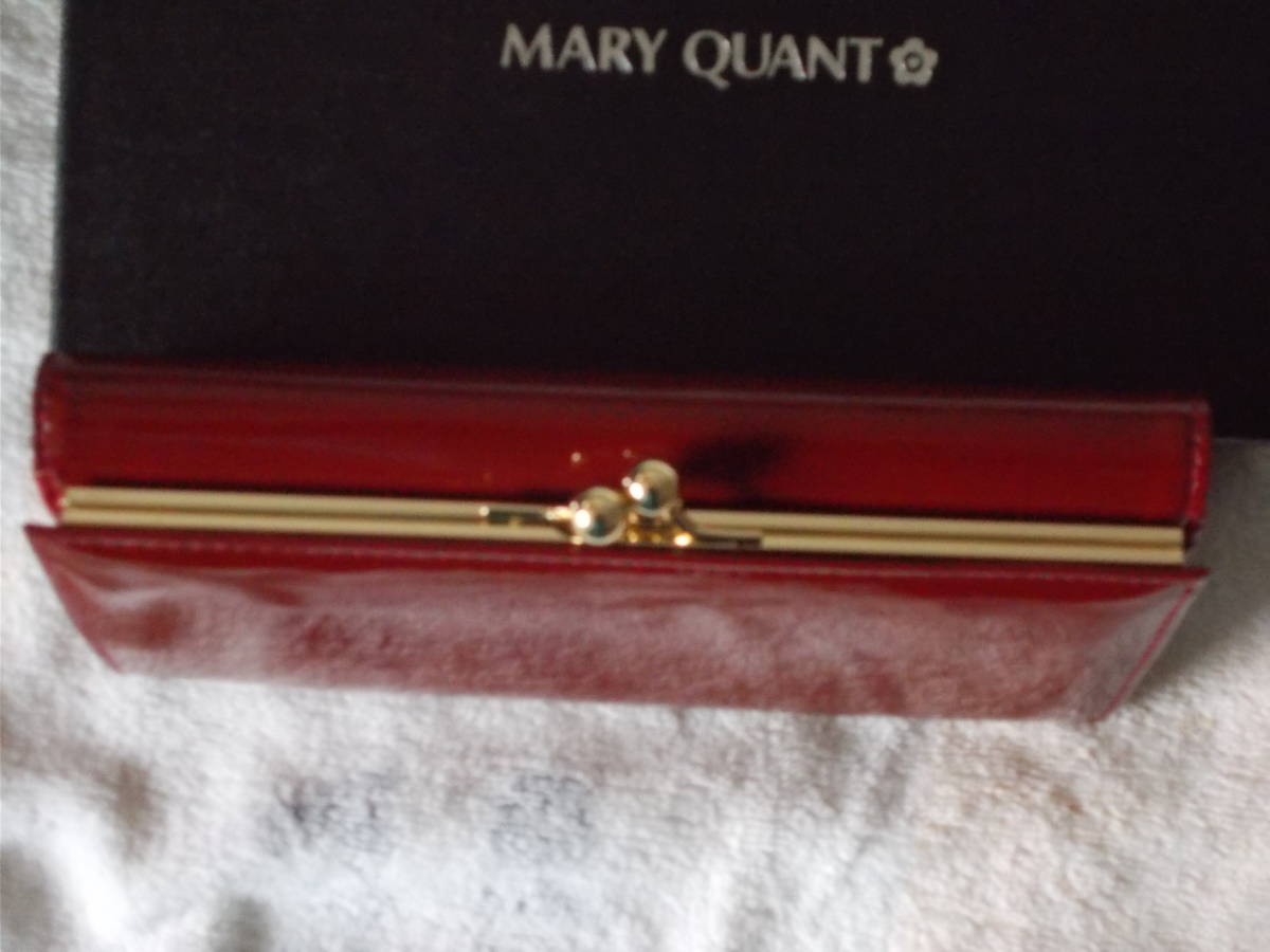 MARY QUANT* red bulrush . long wallet Mary Quant tag equipped box equipped 