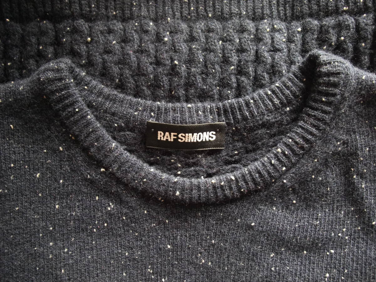 RAF SIMONS　ラフシモンズ　イタリア製　メリノウール　ニット　メンズ　Sサイズ　MADE IN ITALY　セーター　ネイビー　前後変形デザイン_前身/霜降り/後ろ身頃フィッシャーマン