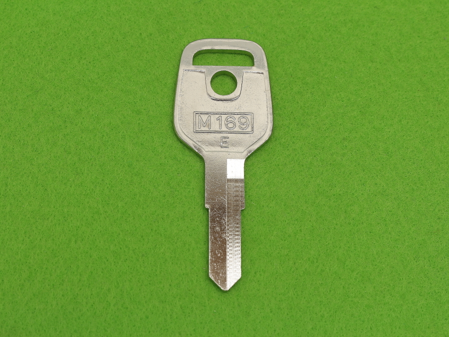 ブランクキー　M169 E　WS　未使用保管品　合鍵作成用