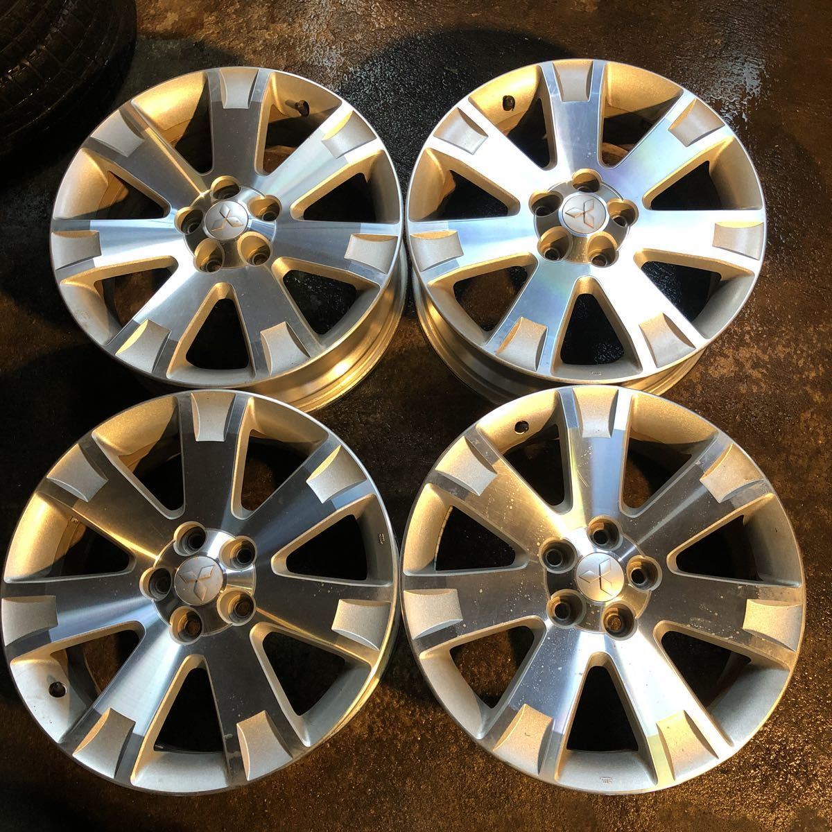 三菱 CV1W デリカ D5 純正 18 7J +38 PCD114.3 5H アウトランダー