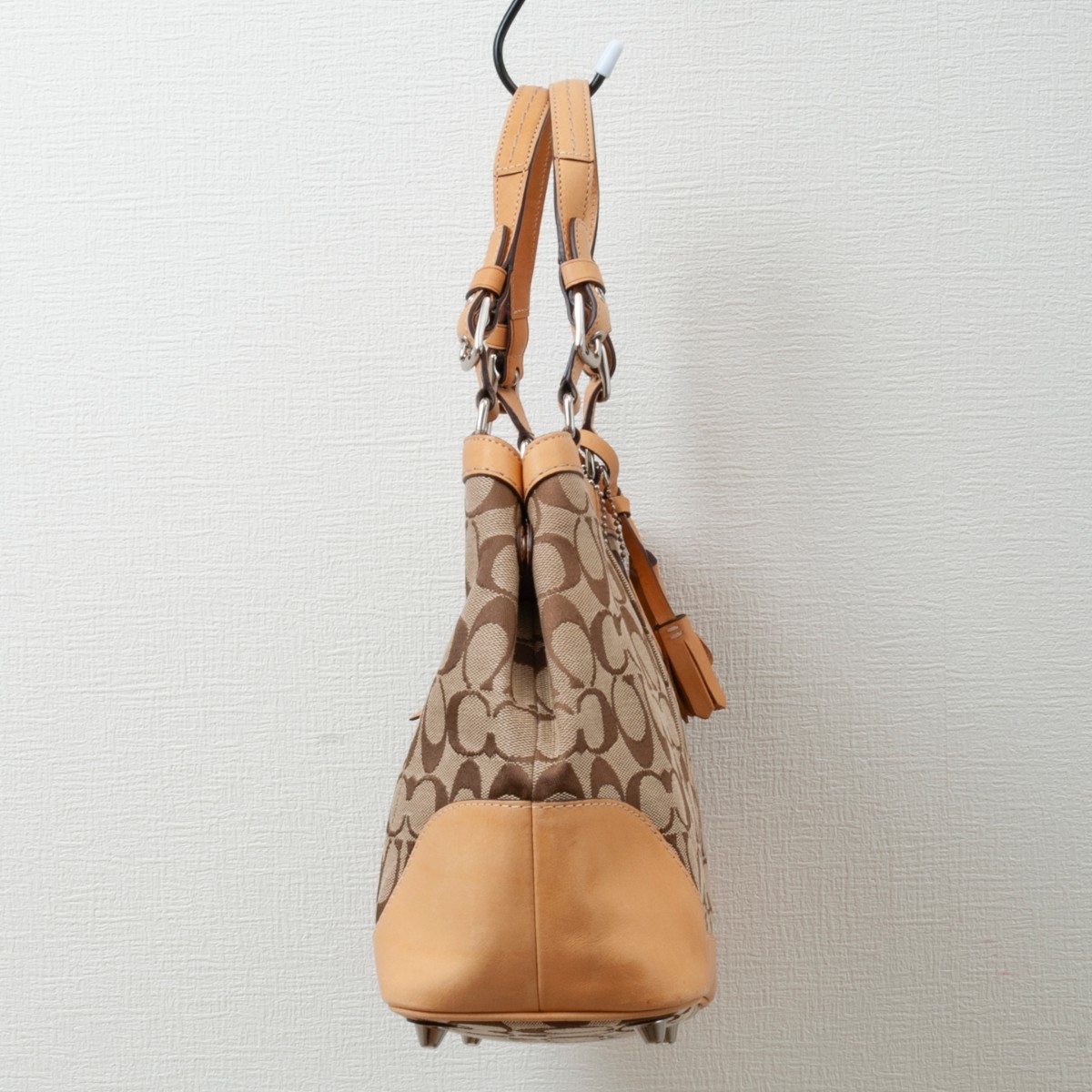 美品】COACH(コーチ) シグネチャー キャンバス ハンドバッグ ベージュ