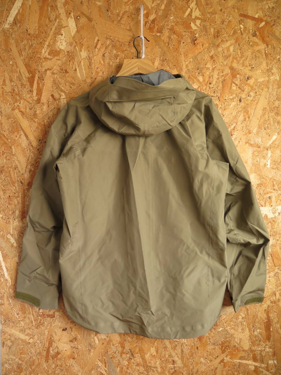 本物 ARC'TERYX LEAF ALPHA LT JACKET GEN1 Sサイズ 本物 ARC'TERYX LEAF ALPHA LT JACKET GEN1 Sサイズ