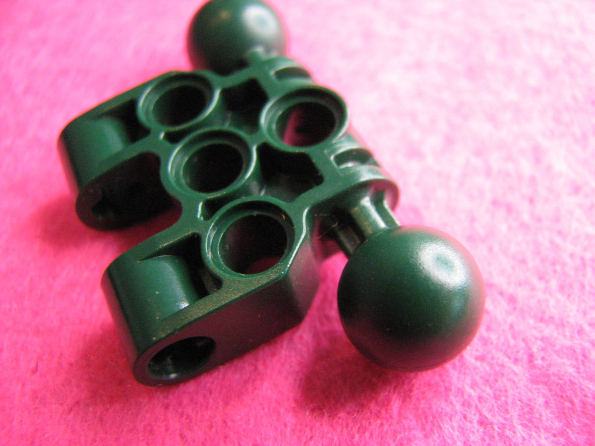 * Lego -LEGO*47330* Bionicle *2.. ball joint .4.. pin hole . equiped BionicleVahkiTorso lower part section *USED* deep green 