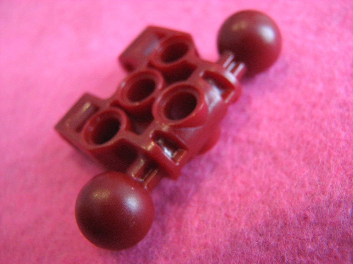 * Lego -LEGO*47330* Bionicle *2.. ball joint .4.. pin hole . equiped BionicleVahkiTorso lower part section *USED* red 