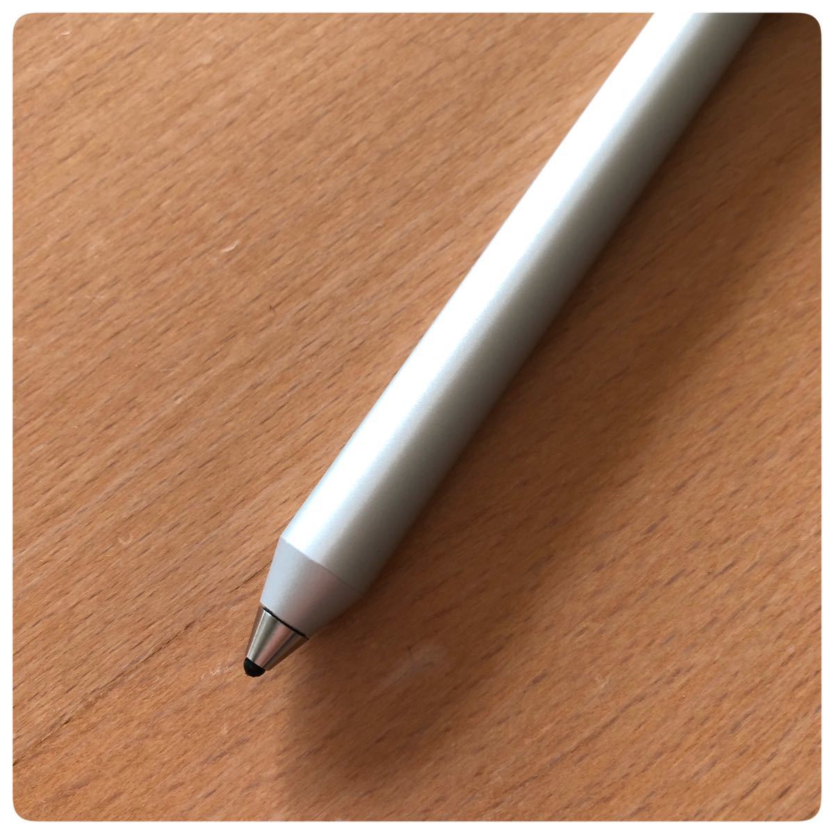 【ジャンク】スタイラスペン タッチペン iPadとiPhoneに適用する タブレット スマートフォン対応 極細 充電式 高感度 _画像3