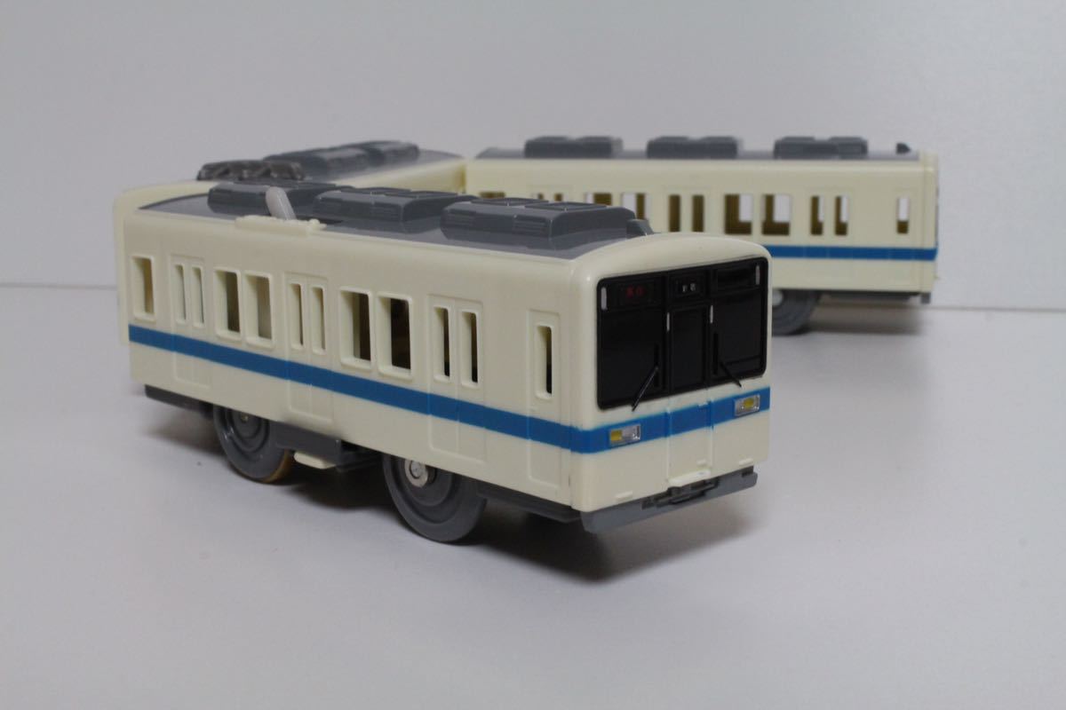 人気激安 プラレール 小田急線 小田急電鉄 8000型 通勤電車 中古 ...