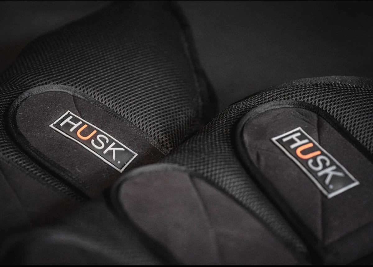 乗馬 イギリス HUSK 輸送用ブーツ Lサイズ 4肢セット 黒 新品 乗馬 イギリス HUSK 輸送用ブーツ Lサイズ 4肢セット 黒 新品