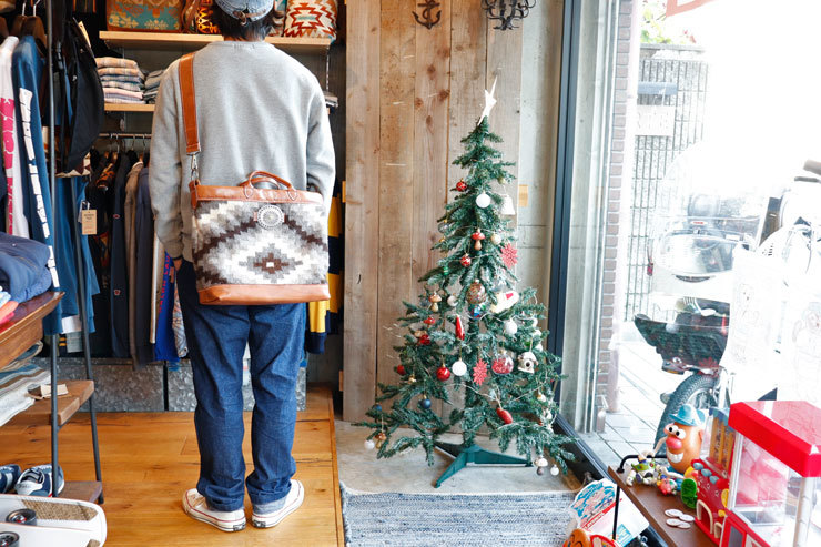 cooone( corn )neitib rug shoulder bag /BROWN[ Vintage Conti . original leather OLTE (Optical Line Transmission Equipment) gachimayoneitib pattern ]