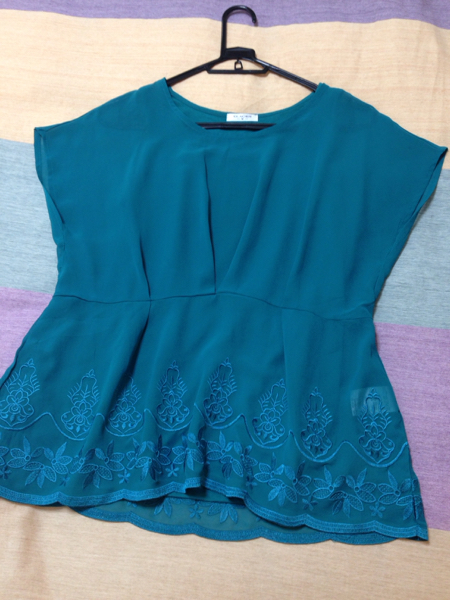 【美品】ハニーズ☆GLACIER セットアップ カットソー&タンク_画像2