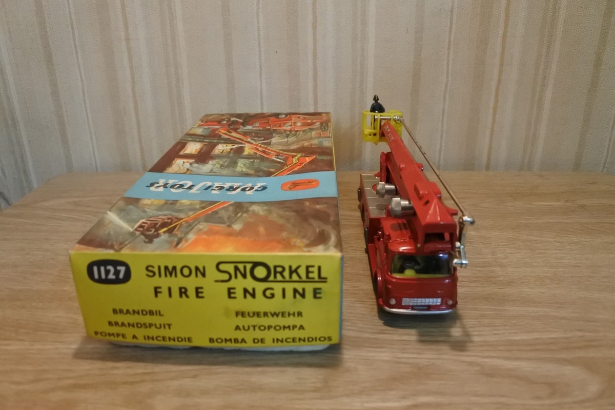 新作入荷!!】 ビンテージ イギリス はしご車 消防車 Engine Fire Snorkel Simon 1127 TOYS CORGI コーギートイズ  - コーギー - labelians.fr