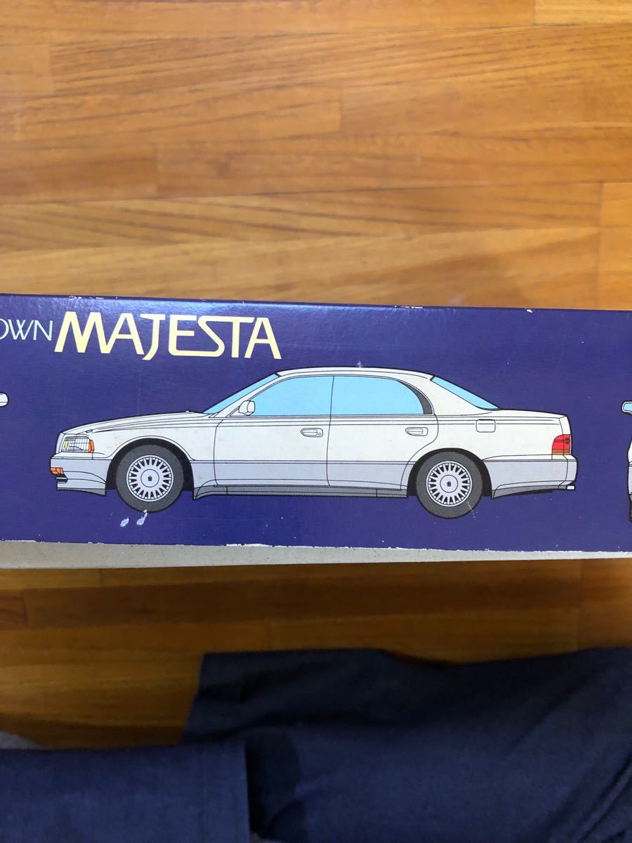 プラモデル 車 未組立 アオシマ 1/24 クラウンマジェスタ|Yahoo プラモデル 車 未組立 アオシマ 1/24 クラウンマジェスタ|Yahoo