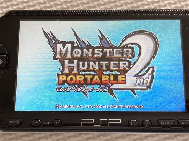 21-PSP-451　プレイステーションポータブル　モンスターハンターポータブル2nd, 3rd　2本セット　動作品　PSP
