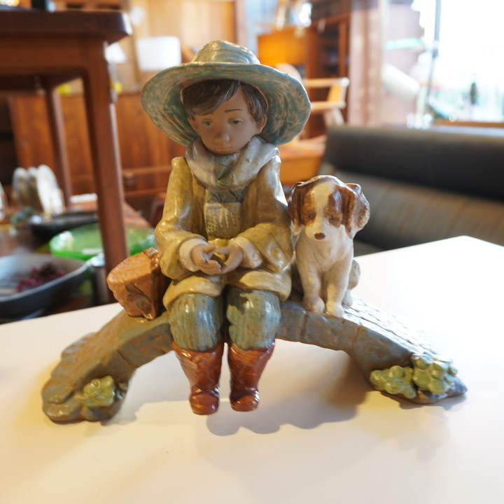 LLADRO リヤドロ 陶器人形置物「犬を連れた婦人」-