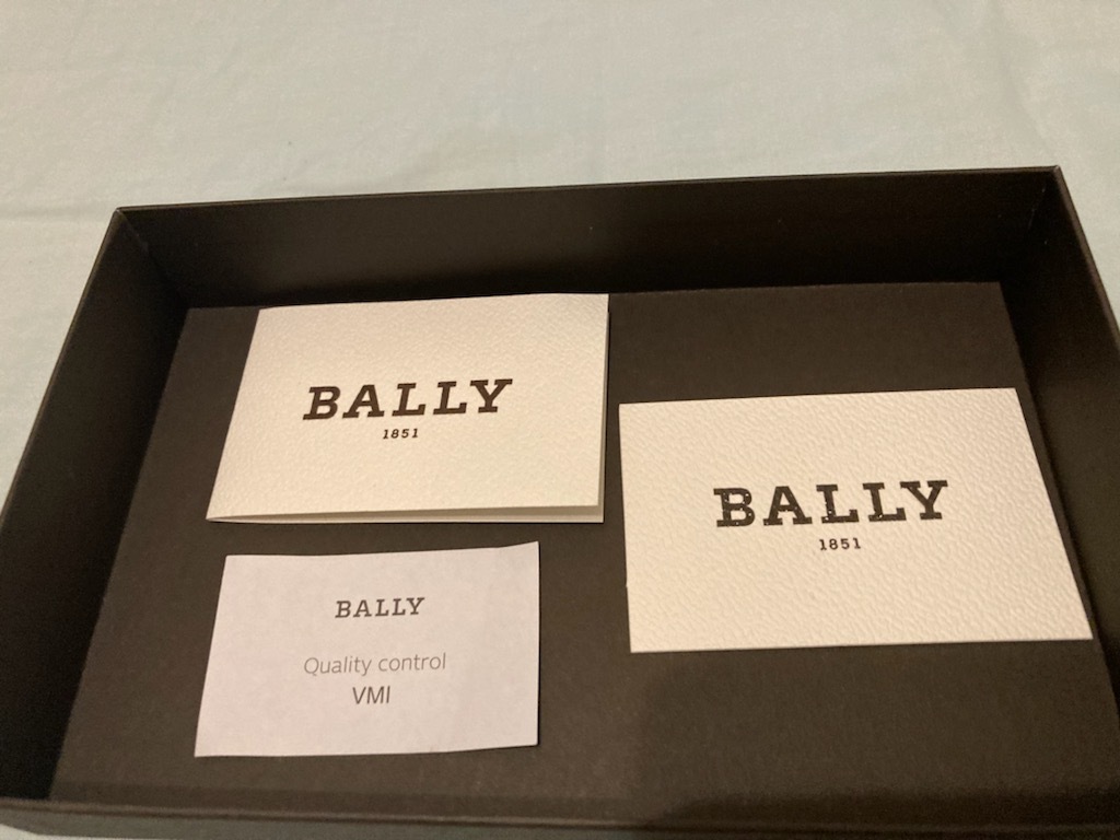 送料無料　　BALLY　バリー　長財布 カーフ 牛革 TALIRO/290 　バリーストライプ 小銭入れあり 二つ折り_画像8