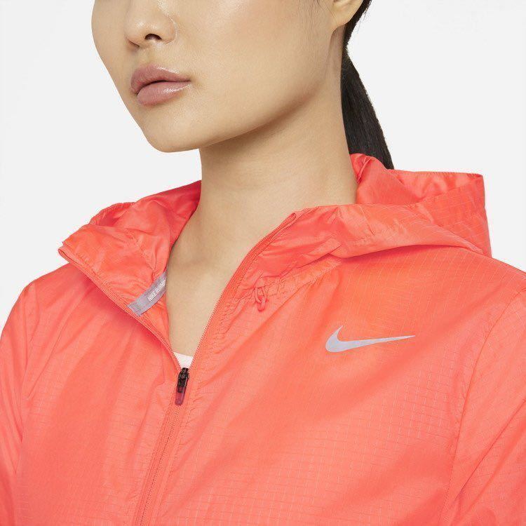 新品 定価9900円 Mサイズ　NIKE ナイキ エッセンシャル ウィメンズ ランニングジャケット