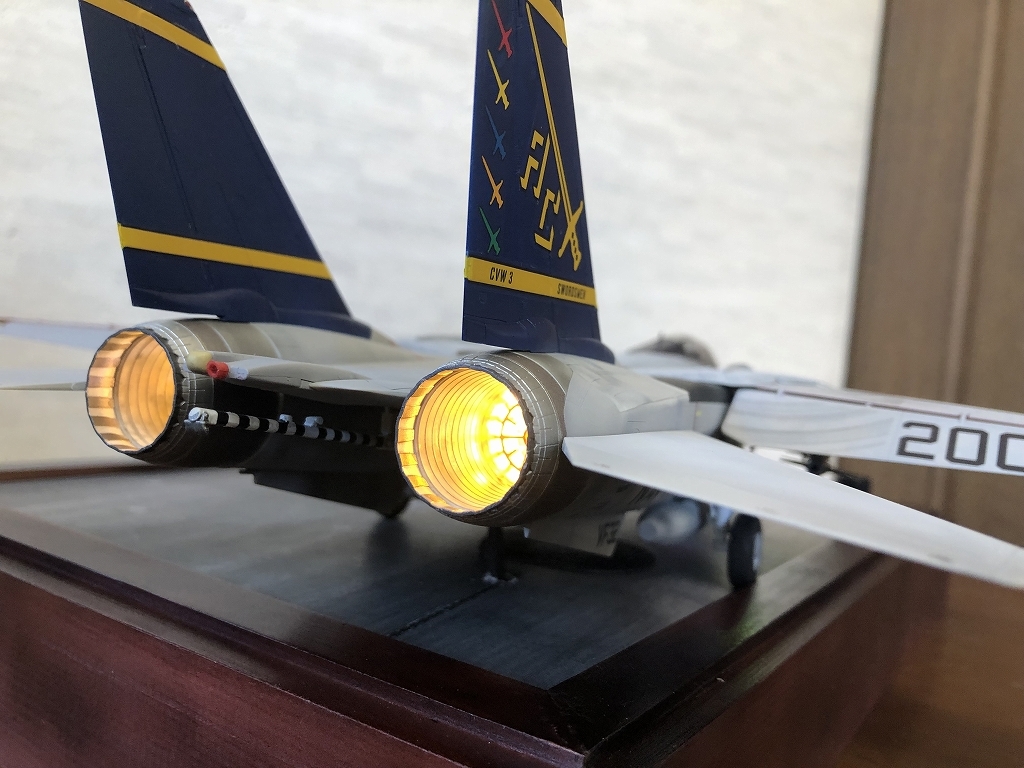 タミヤ 1/48 F-14A 発艦セット 【電飾仕様・塗装済み完成品】 TAMIYA タミヤ 1/48 F-14A 発艦セット 【電飾仕様・塗装済み完成品】 TAMIYA
