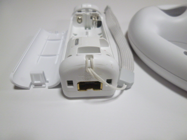 HRS043《送料無料 即日発送 動作確認済》Wii リモコン　ハンドル　ストラップ　任天堂　純正　RVL-003　コントローラ　コントローラー
