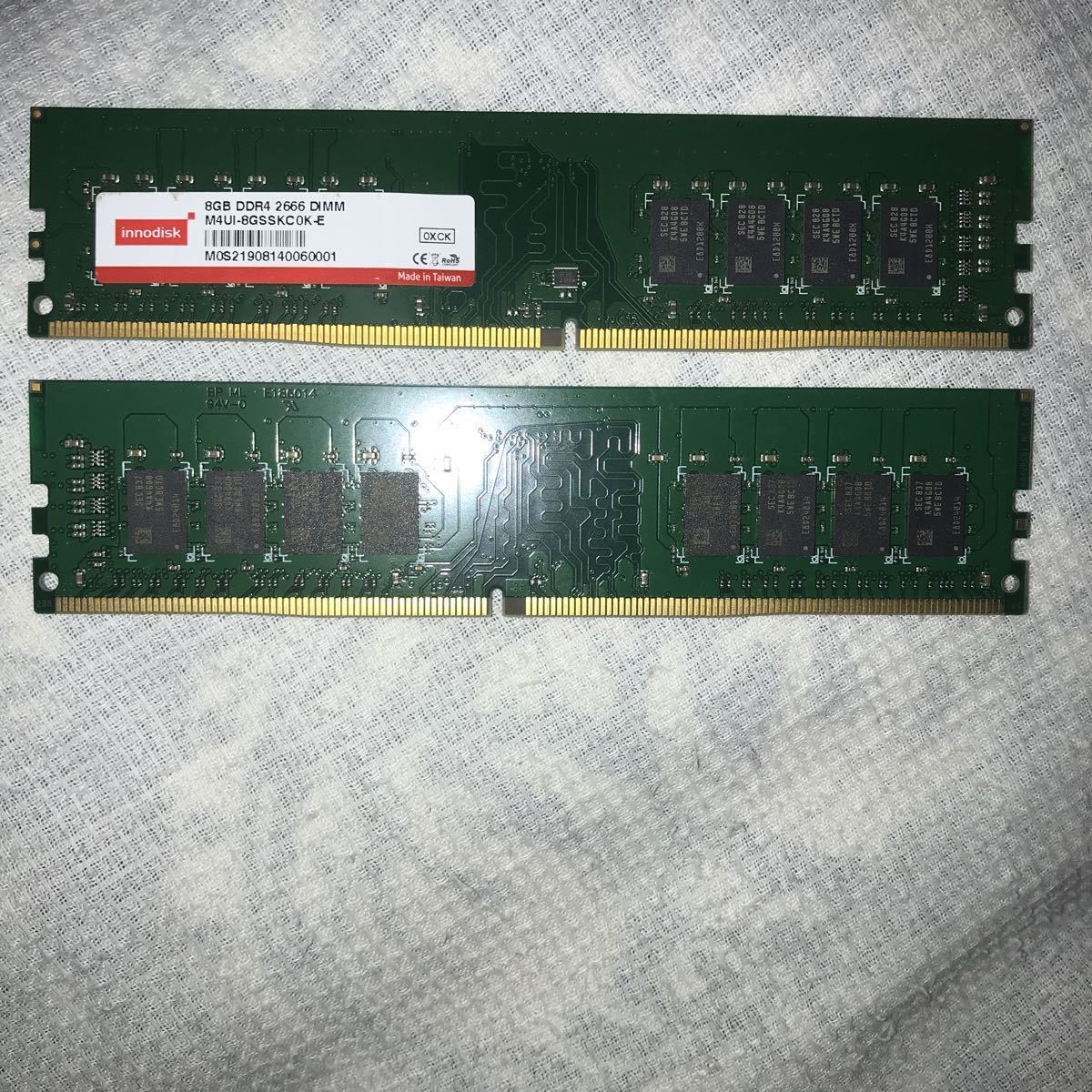 (ボーナスプライス）新品 ゲーミングメモリ innodisk DDR4 2666 DIMM M4UI-8GSSKCOK-E　 8GB を2枚セットで出品