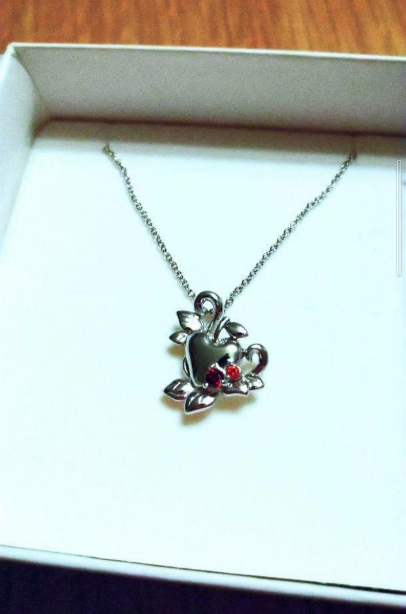 新品 未使用 白雪姫 ネックレス ディズニー | www.schmetterlinghaus.at