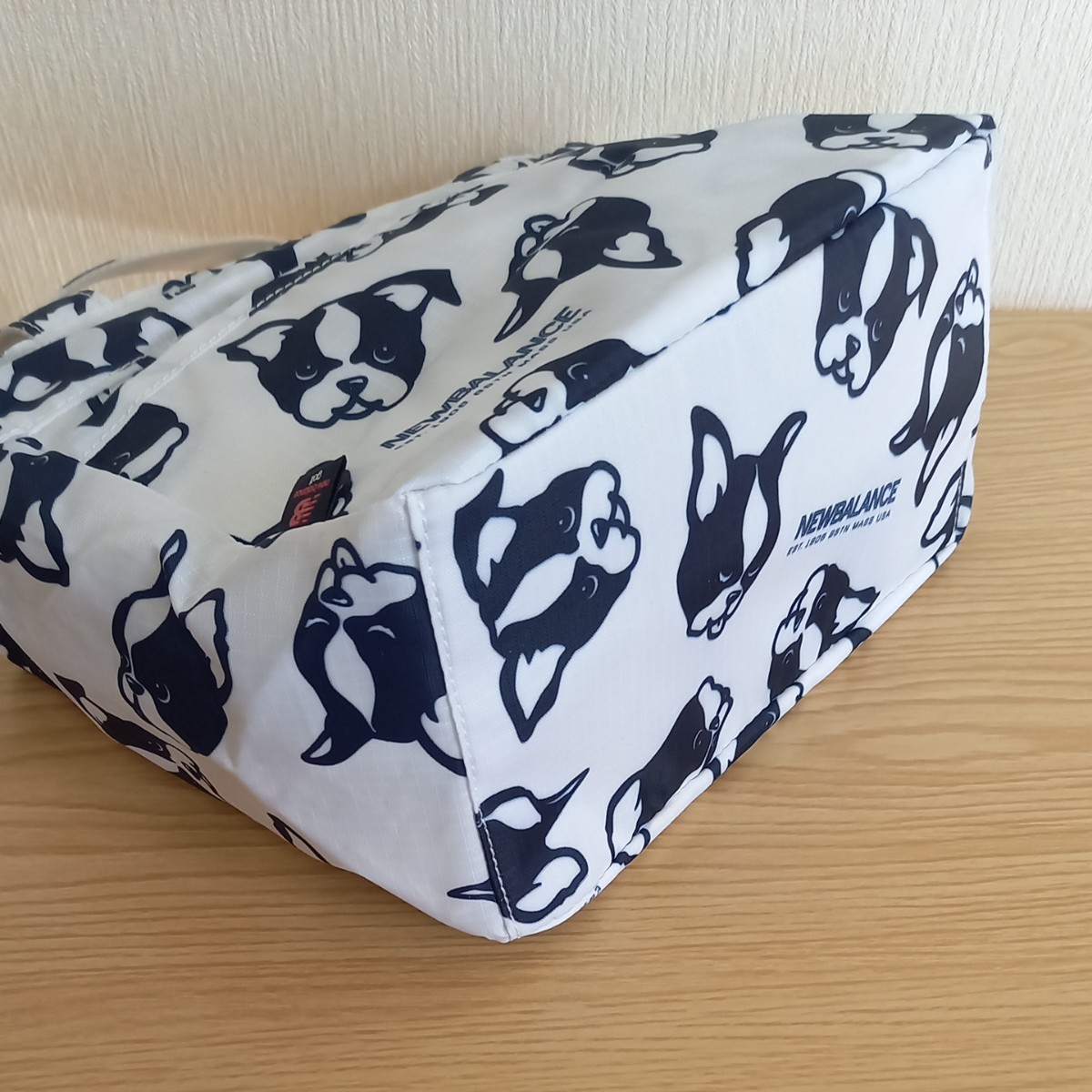新品/未使用品】ニューバランス ゴルフ METRO ボストンテリア 新品/未使用品】ニューバランス ゴルフ METRO ボストンテリア