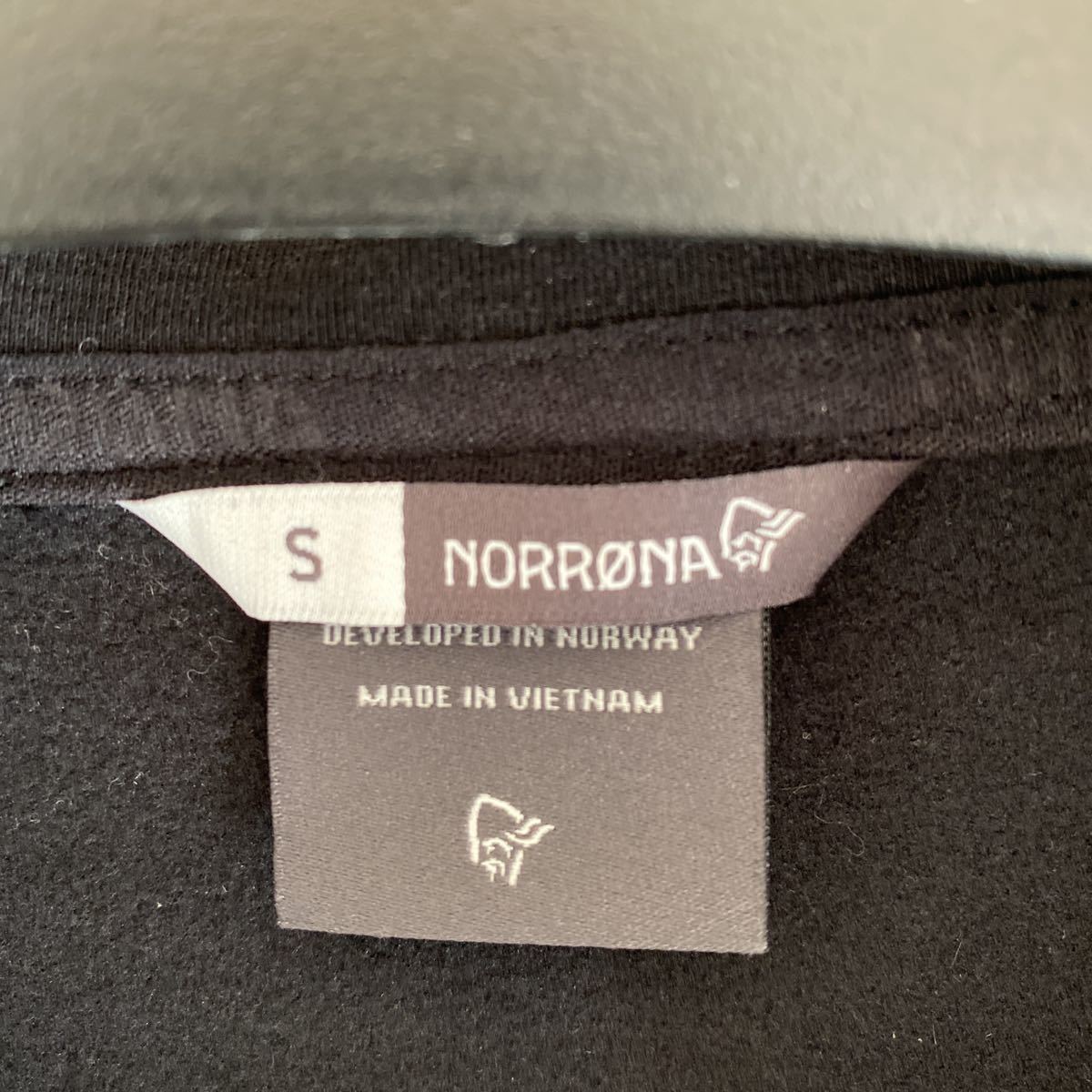 試着のみ美品】Norrona Men roldal warmwool1 Jacket caviar 試着のみ美品】Norrona Men roldal warmwool1 Jacket caviar
