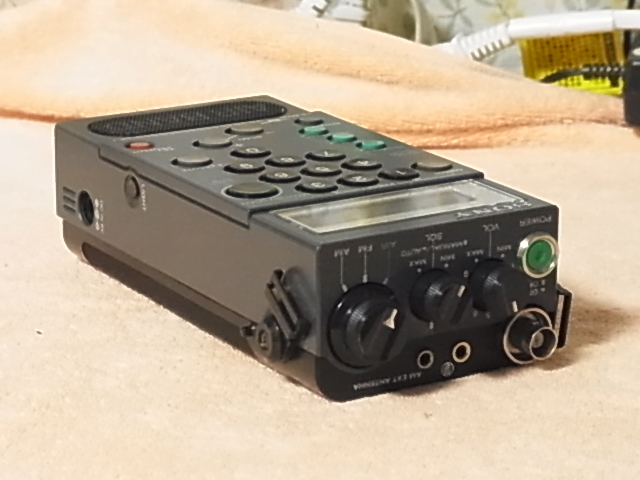 ICF-M780N ソニー 美品 完動品 AM FM ワイドFM ラジオNIKKEI ICF-M780N ソニー 美品 完動品 AM FM ワイドFM ラジオNIKKEI