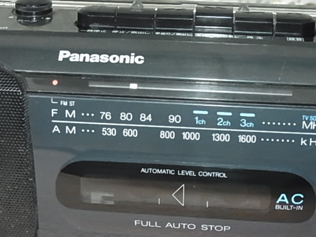 Panasonic【RX-FS21】 FM76MHｚ～108MHｚが受信可能 カセットNGです 管理21120526_画像2