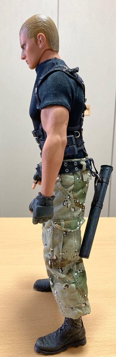 ホットトイズ バイオハザード4 ジャック・クラウザー