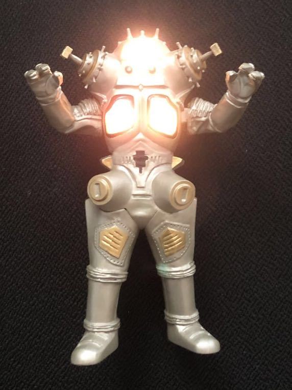 アルティメットルミナス 宇宙ロボット キングジョー ウルトラセブン