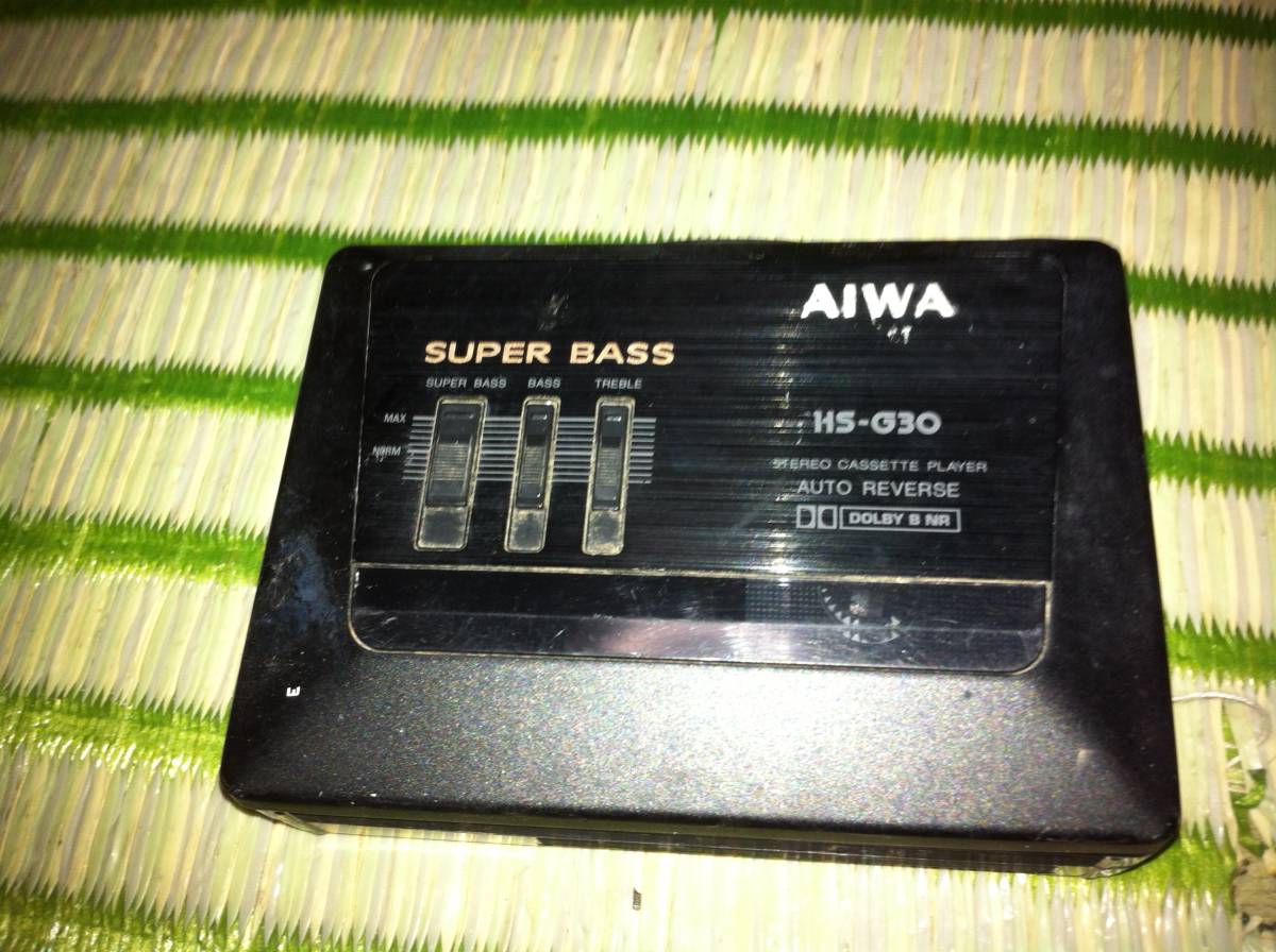 AIWA アイワ　ポータブルカセットプレーヤー HS-G30 ジャンク品