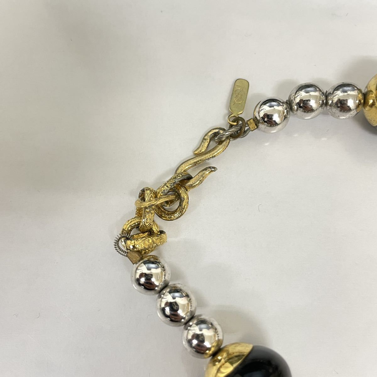 1円スタート！ AY37-2 YVES SAINT LAURENT イヴサンローラン　ネックレス ゴールド×ブラック×シルバー レディース アクセサリー ブランド_画像3