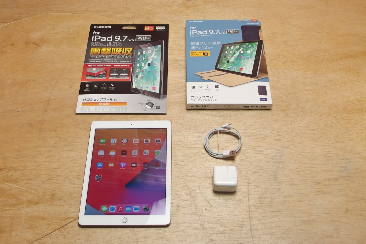 iPad 第5世代 Wi-Fi+Cellular 32GB ゴールド SIMフリー エレコム 新品