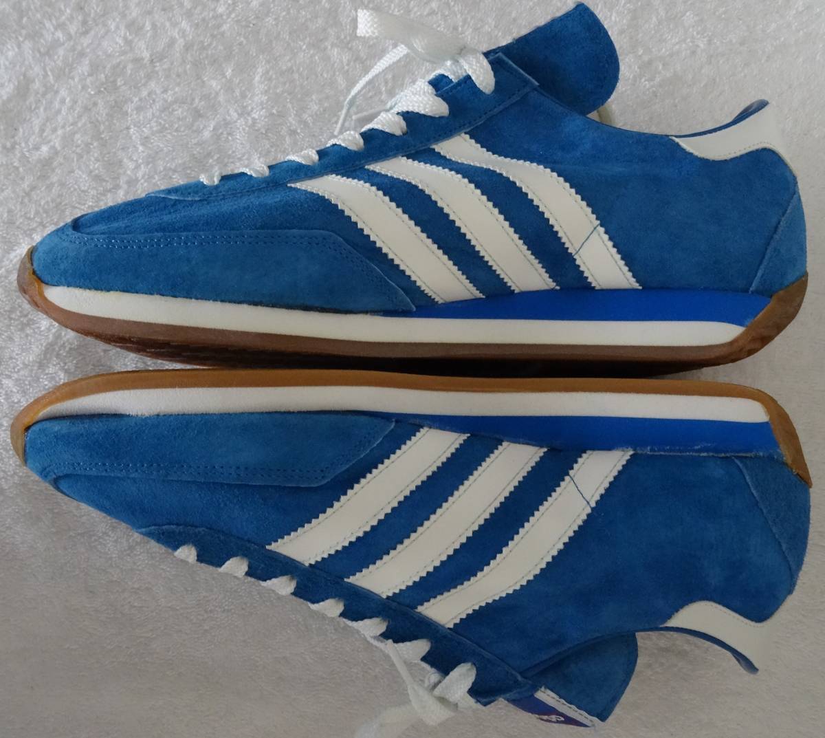 超希少マニア向】adidas”SPECIAL” スエード 品番ACORD008Y 90s 超希少マニア向】adidas”SPECIAL” スエード 品番ACORD008Y 90s