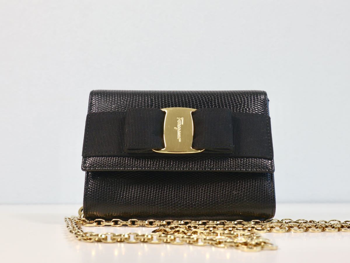 ★美品Salvatore Ferragamoフェラガモチェーンショルダーバッグ|VERAヴァラ2way|レザーミニショルダーバッグ|ポーチチェーンバッグ