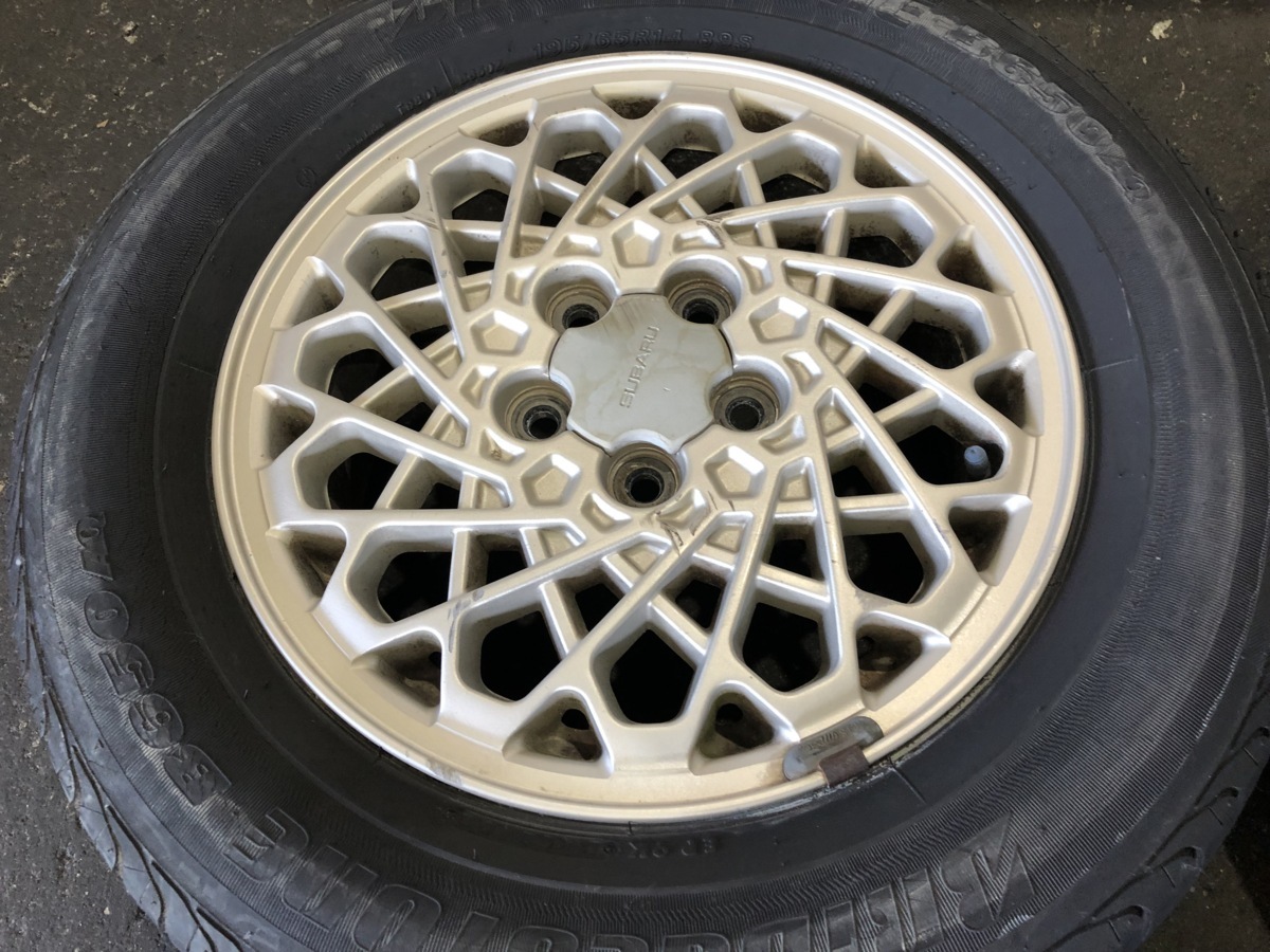 ブランドのアイテムを公式に取扱 SUBARU 純正 14インチ 5.5JJ 100-5H タイヤホイル 品 2022.0108.2-17-12 ブランドのアイテムを公式に取扱 SUBARU 純正 14インチ 5.5JJ 100-5H タイヤホイル 品 2022.0108.2-17-12