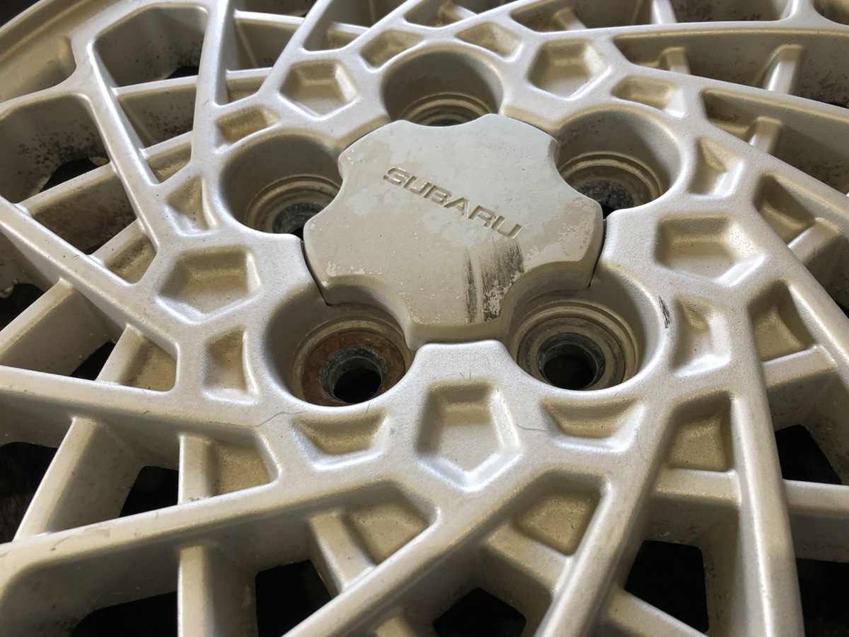 ブランドのアイテムを公式に取扱 SUBARU 純正 14インチ 5.5JJ 100-5H タイヤホイル 品 2022.0108.2-17-12 ブランドのアイテムを公式に取扱 SUBARU 純正 14インチ 5.5JJ 100-5H タイヤホイル 品 2022.0108.2-17-12