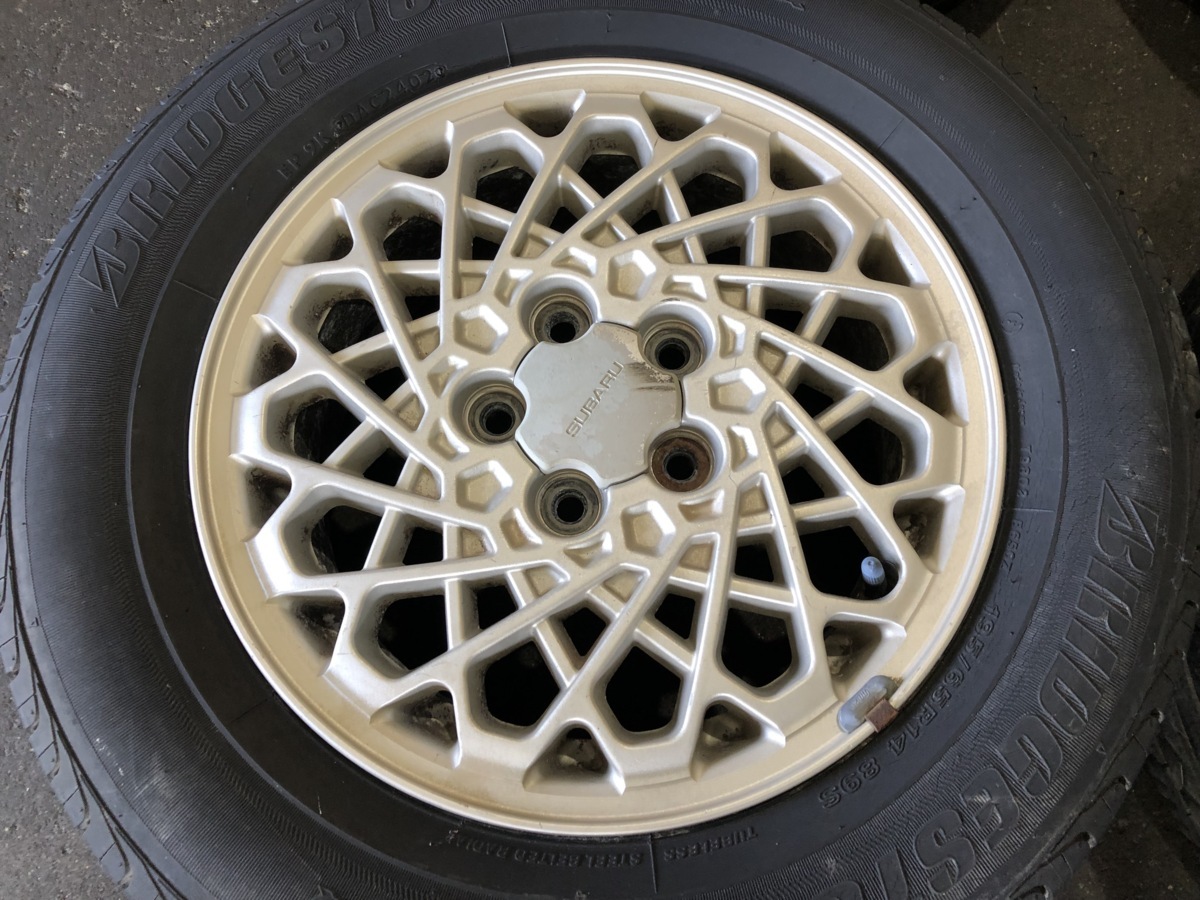 ブランドのアイテムを公式に取扱 SUBARU 純正 14インチ 5.5JJ 100-5H タイヤホイル 品 2022.0108.2-17-12 ブランドのアイテムを公式に取扱 SUBARU 純正 14インチ 5.5JJ 100-5H タイヤホイル 品 2022.0108.2-17-12
