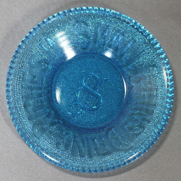 希少) 大正期 プレスガラス〔 青い プレート 皿 13.8cm 〕SMALL GAINS BRING RICHES IN. A0580_画像2