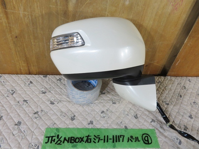 ★美品★ JF1 JF2 N-BOX N BOX NBOX 右 ドアミラー サイドミラー ミラー ★NH624P?★_画像1