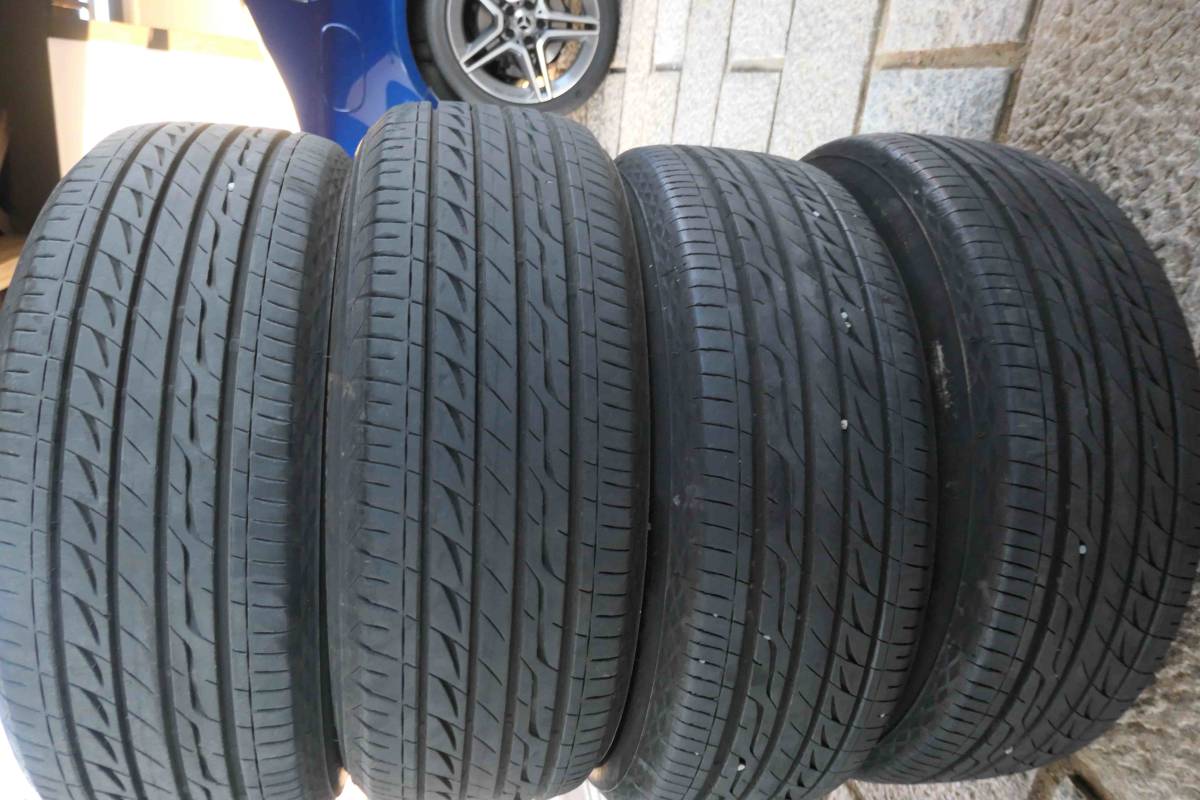 超美品 BRIDGESTON REGNO GR-XI　215/55R17 94V　 2016年製　溝深さ８mm　個人出品　売切り　　_画像2