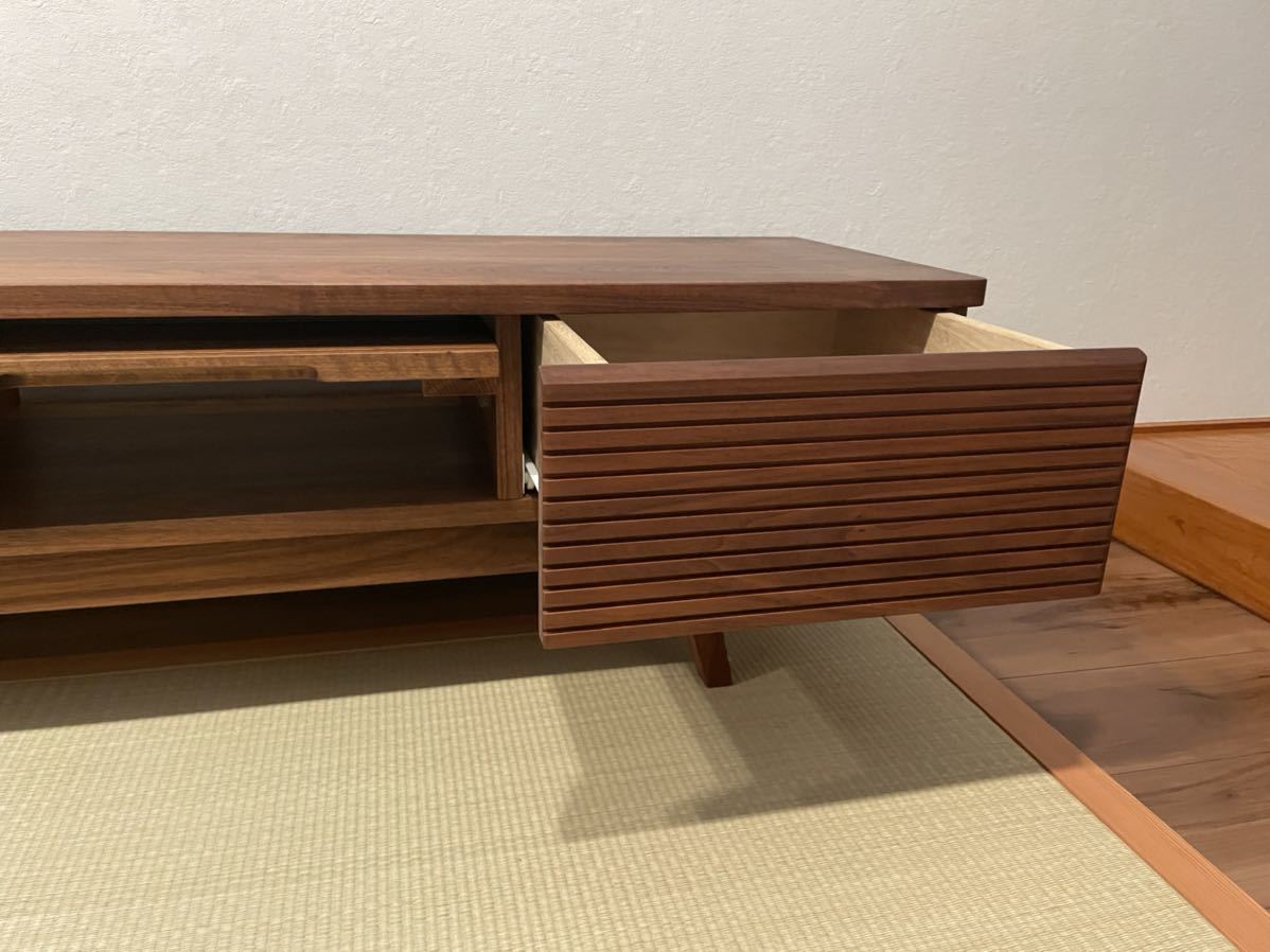 最新エルメス ウォールナット無垢材 天板 TVボード TV台 ローボード - ~幅160cm - labelians.fr 最新エルメス ウォールナット無垢材 天板 TVボード TV台 ローボード - ~幅160cm - labelians.fr