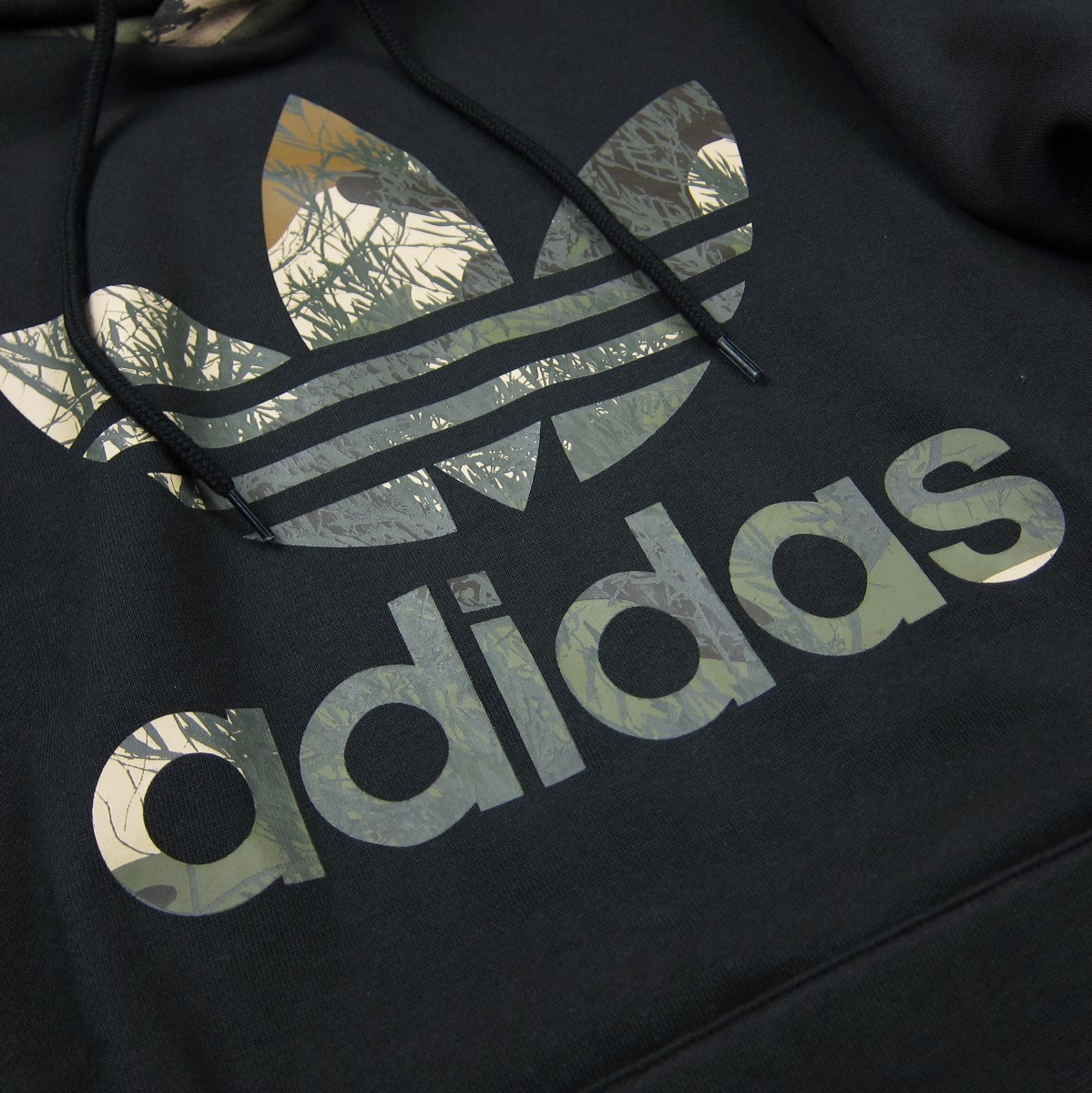 アディダス オリジナルス Adidas フレンチテリーカモフラ柄フードプルパーカー556 黒 L パーカ 売買されたオークション情報 Yahooの商品情報をアーカイブ公開 オークファン Aucfan Com